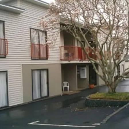 Walmsley Lodge Motel